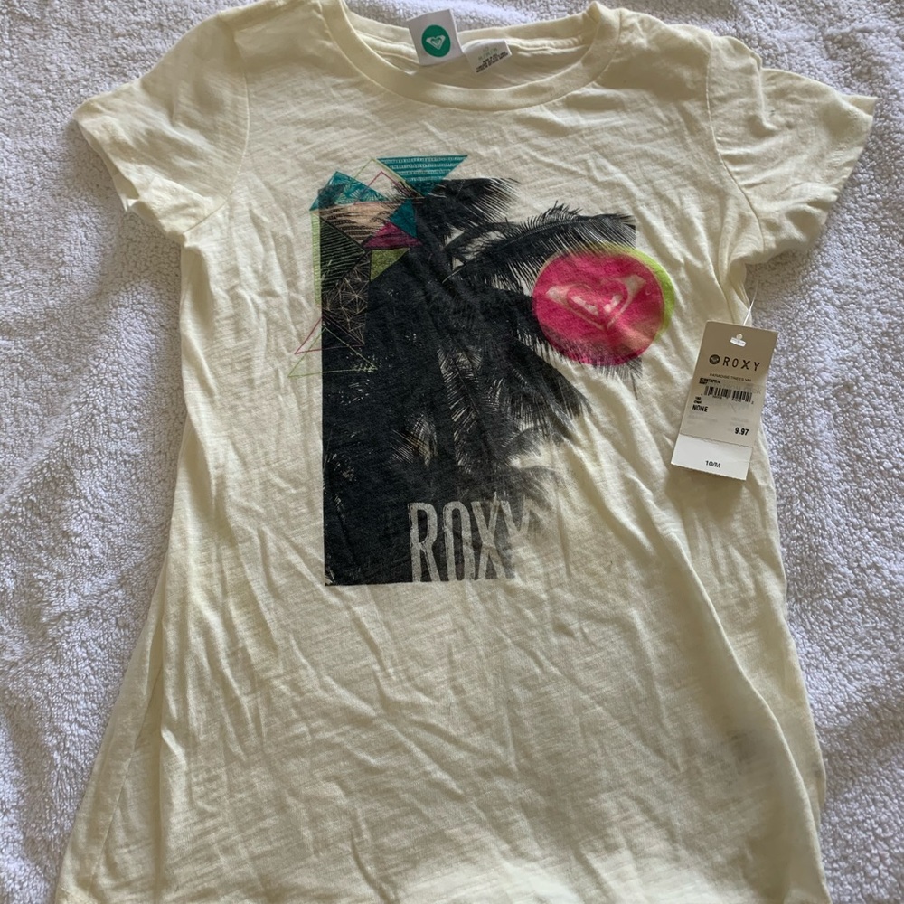 Girls Brand NEW Roxy t shirt -with price tag